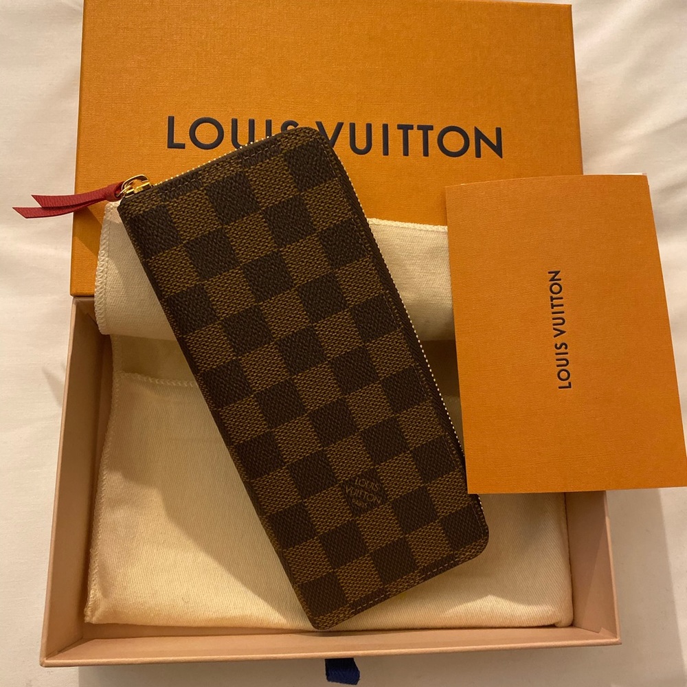 *NEW* Louis Vuitton Clemence Wallet Damier Ebene